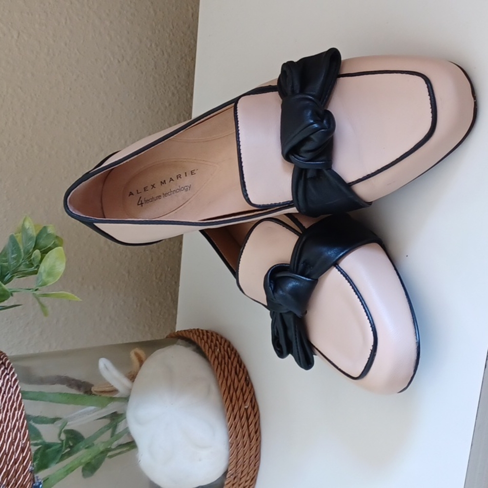 Alex Marie Aldelyn Flats Cream Black Bow ** SZ 7 - Picture 3 of 11
